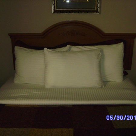 All American Inn & Suites Branson Exterior photo